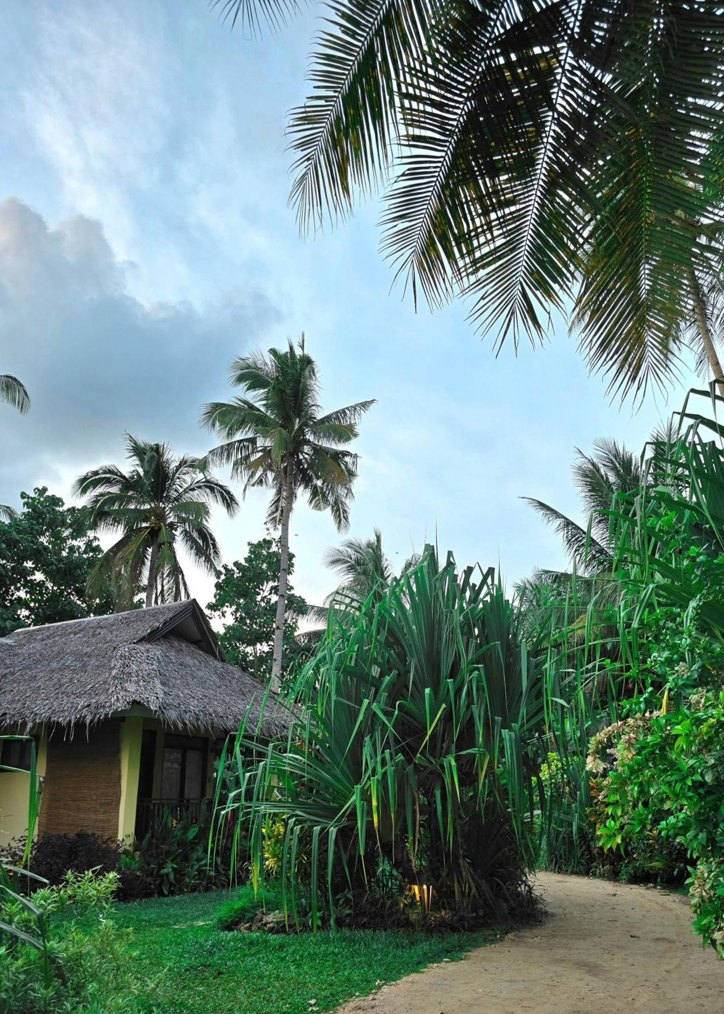Isola Del Sole Villas And Resort General Luna  Exterior photo